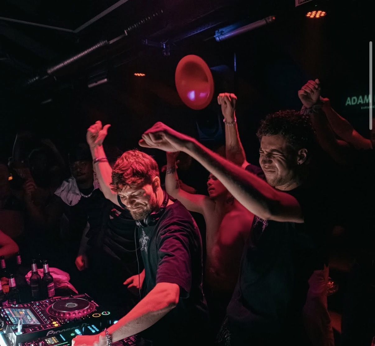ADAM RIESE Frankfurt – Electronic Music Club | Techno House Nightlife 2025